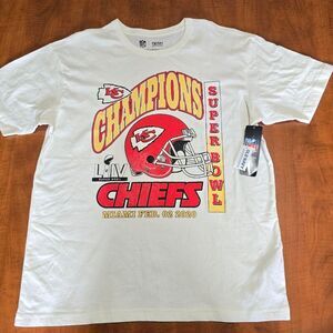 NEW NFL Team Apparel Mens Kansas City Chiefs 2020 Super Bowl Champs SS Tee M